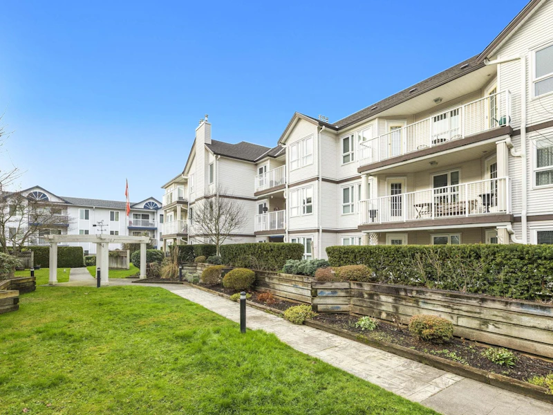 207 - 17730 58a Avenue, Surrey BC V3S 8M5