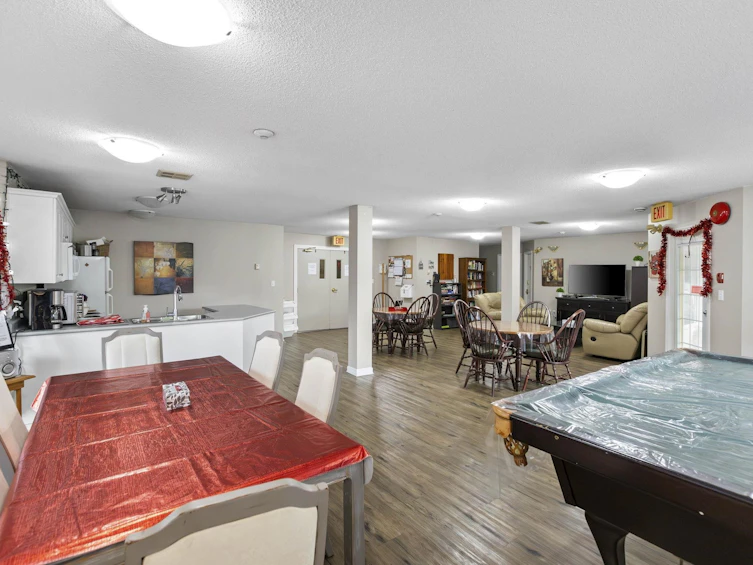 207-17730 58a Avenue, Surrey, BC, V3S 8M5 - 36