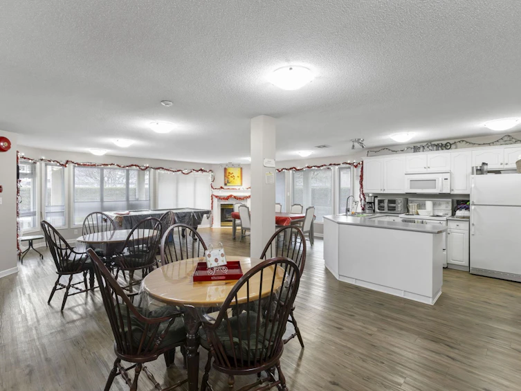 207-17730 58a Avenue, Surrey, BC, V3S 8M5 - 37
