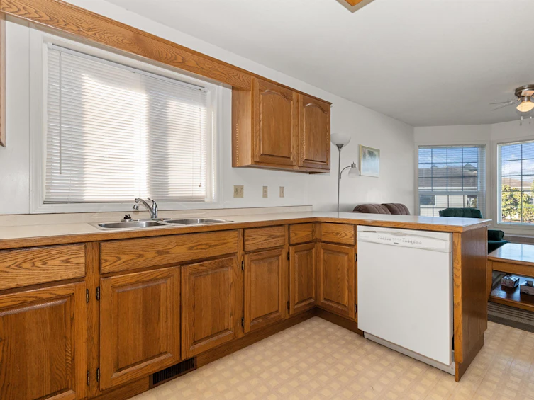 15-8500 Young Road, Chilliwack, BC, V2P 4P1 - 9