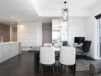 4105-9887 Whalley Boulevard - 2