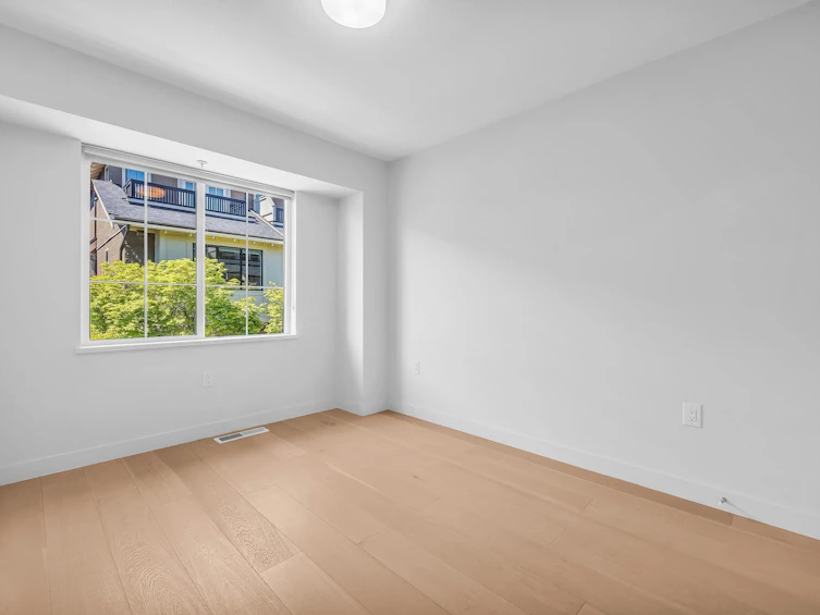 8568 Osler Street, Vancouver, BC, V6P 0G4 - 8