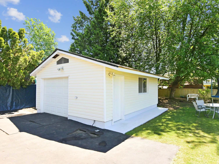 24922 121 Avenue, Maple Ridge, BC, V4R 2A5 - 25