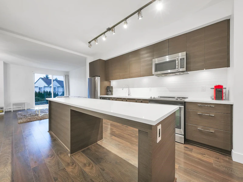 16 - 909 Clarke Road, Port Moody BC V3H 1L6