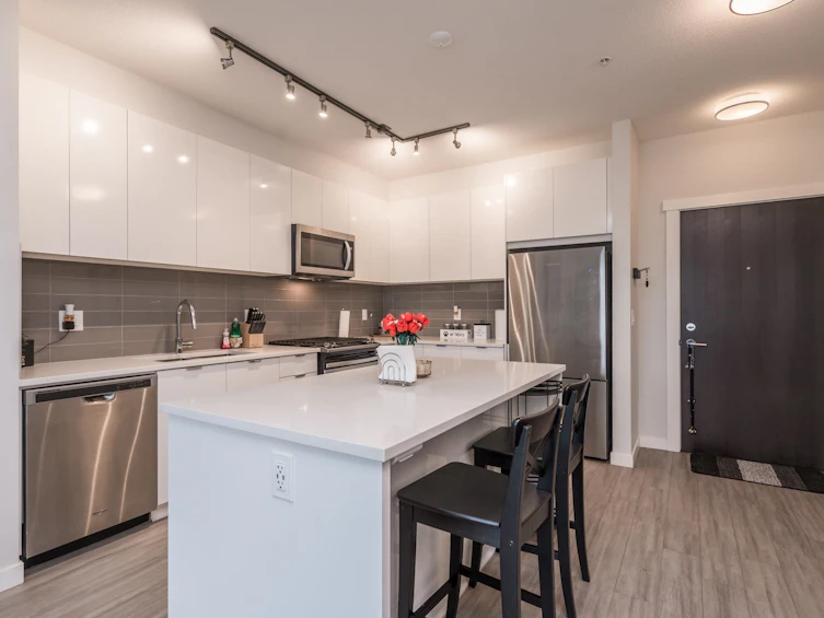 C225-8150 207 Street, Langley, BC, V2Y 4J4 - 2