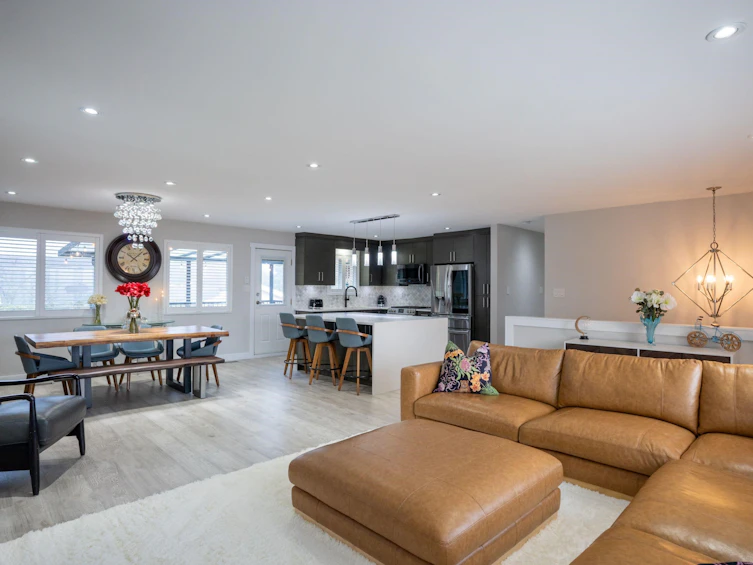 5075 57 Street, Delta, BC, V4K 3X5 - 3