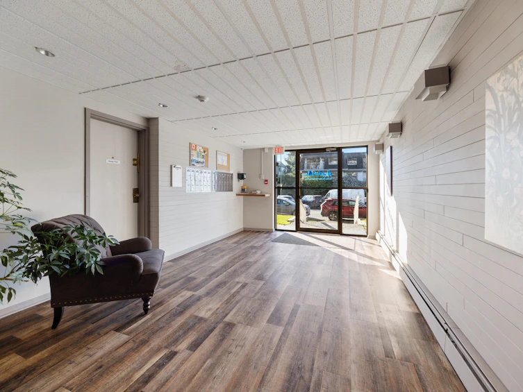 102-264 W 2nd Street, North Vancouver, BC, V7M 1C8 - 4