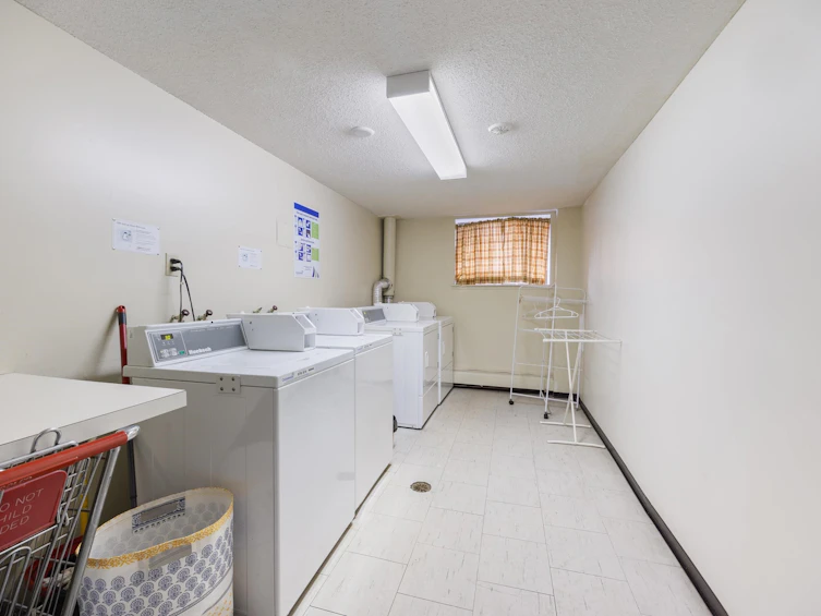 102-264 W 2nd Street, North Vancouver, BC, V7M 1C8 - 27