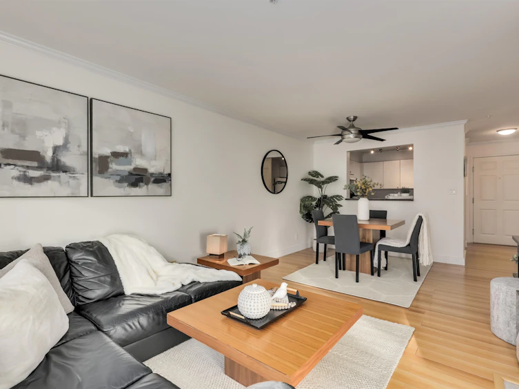 308-150 W 22nd Street, North Vancouver, BC, V7M 3M4 - 3