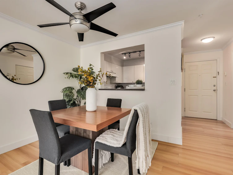 308-150 W 22nd Street, North Vancouver, BC, V7M 3M4 - 5