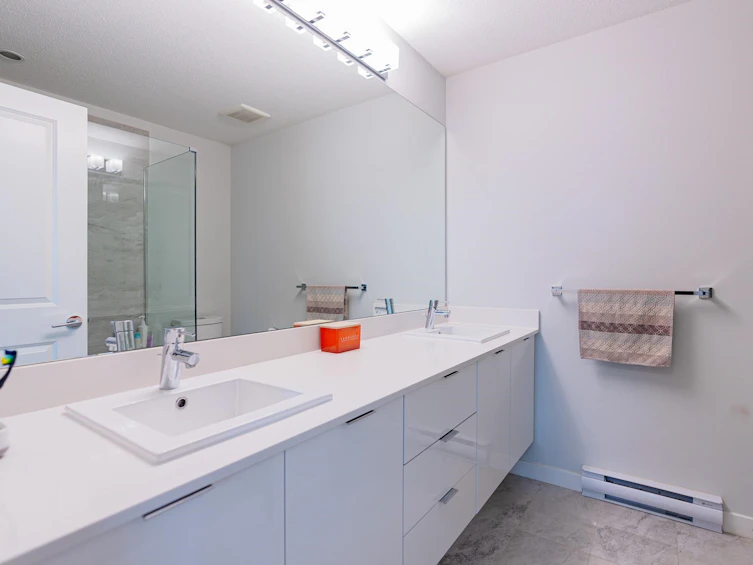 20-15151 Edmund Drive, Surrey, BC, V3S 0B2 - 15