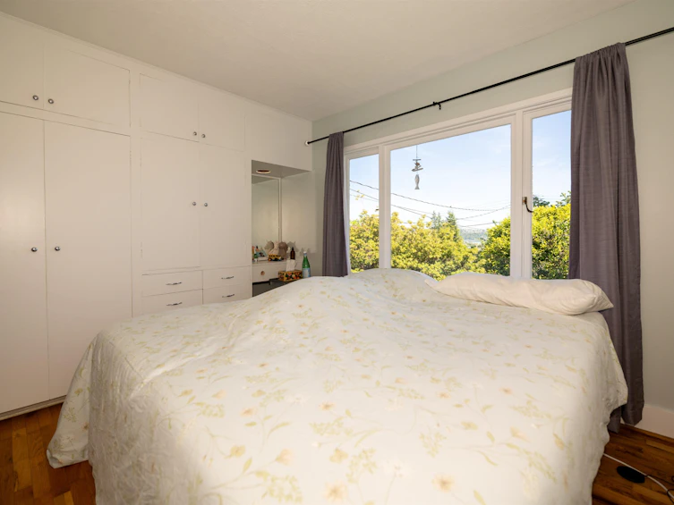 823 Calverhall Street, North Vancouver, BC, V7L 1X8 - 11