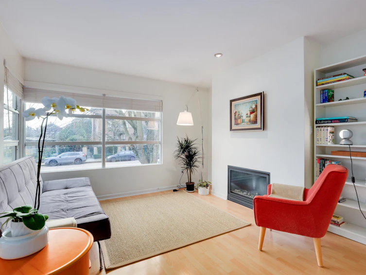 206-3023 W 4th Avenue, Vancouver, BC, V6K 1R5 - 2