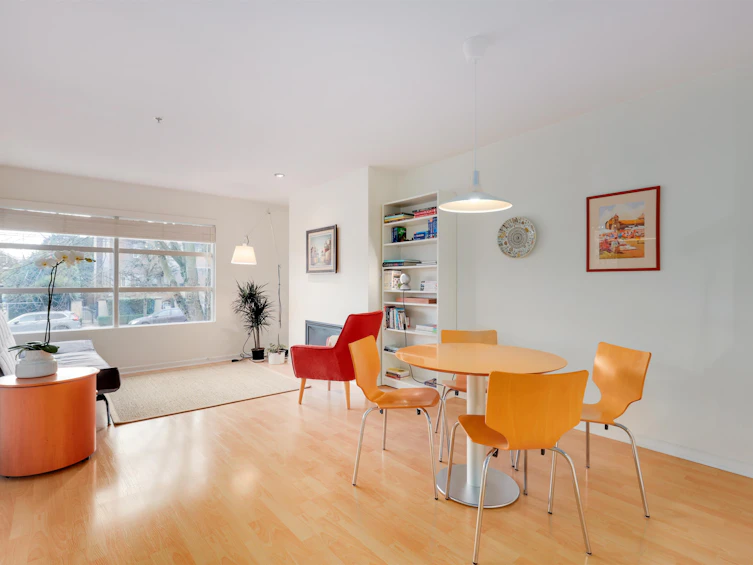 206-3023 W 4th Avenue, Vancouver, BC, V6K 1R5 - 3