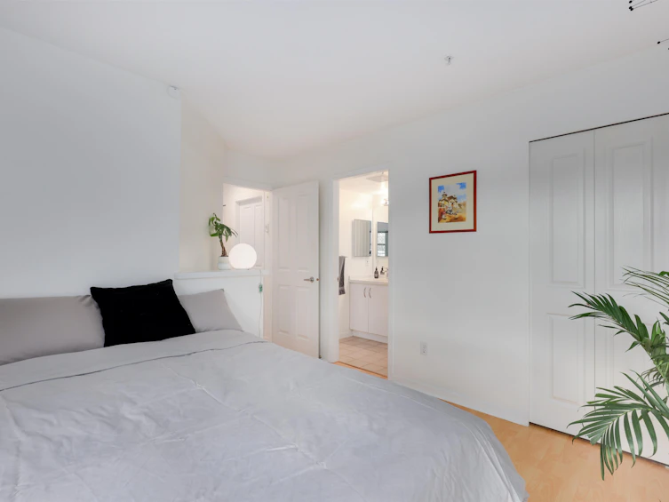 206-3023 W 4th Avenue, Vancouver, BC, V6K 1R5 - 8