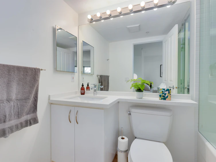 206-3023 W 4th Avenue, Vancouver, BC, V6K 1R5 - 9