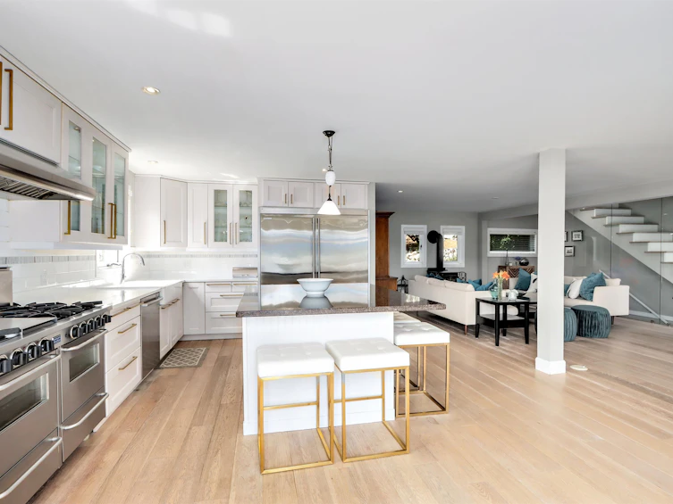 2507 Caledonia Avenue, North Vancouver, BC, V7G 1T8 - 13