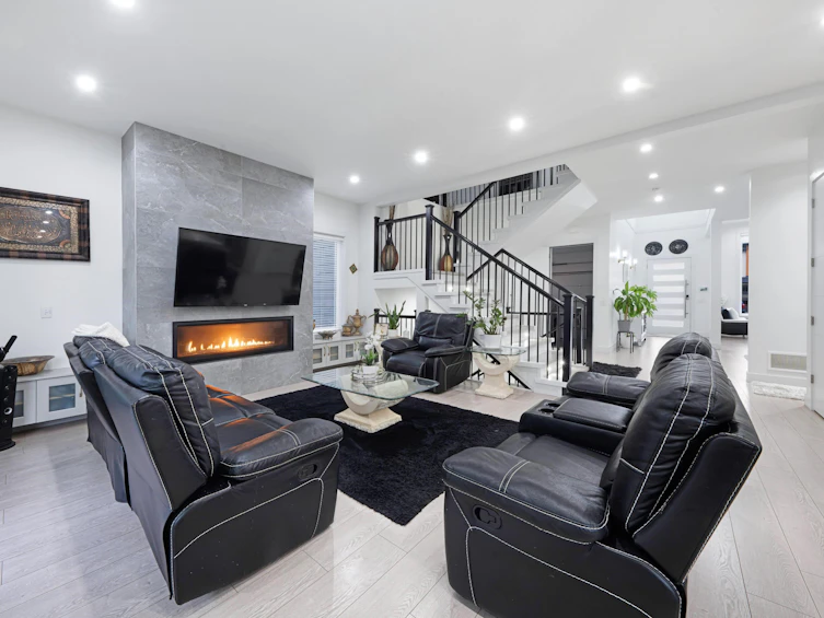6420 Fairway Street, Chilliwack, BC, V2R 0Z8 - 6