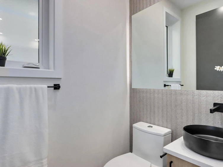 1226 Victoria Drive, Vancouver, BC, V5L 4G6 - 11