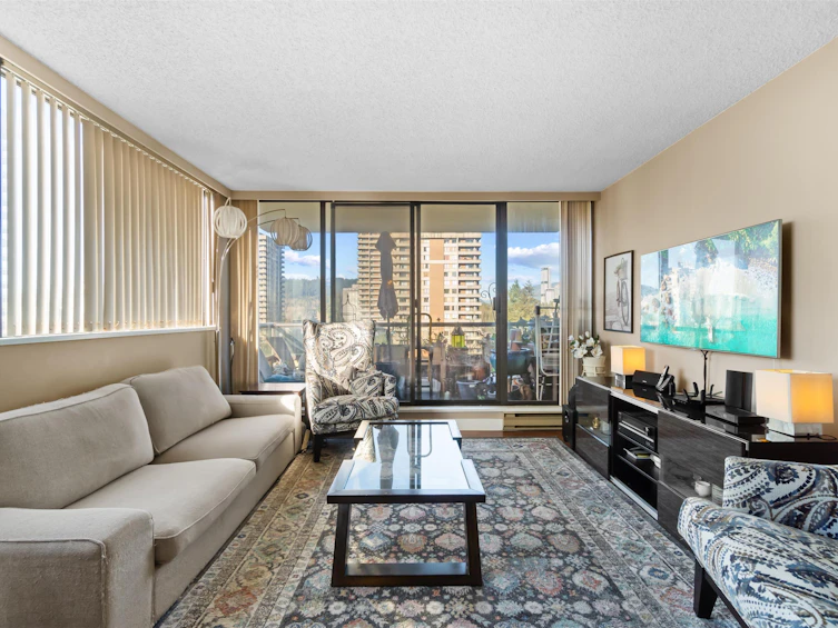 1402-9521 Cardston Court, Burnaby, BC, V3N 4R8 - 2