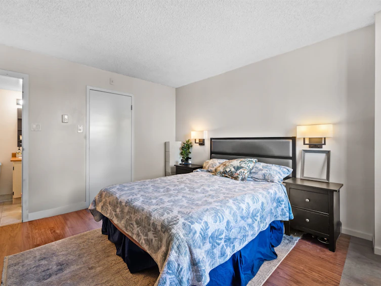 1402-9521 Cardston Court, Burnaby, BC, V3N 4R8 - 11