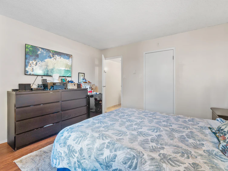 1402-9521 Cardston Court, Burnaby, BC, V3N 4R8 - 12