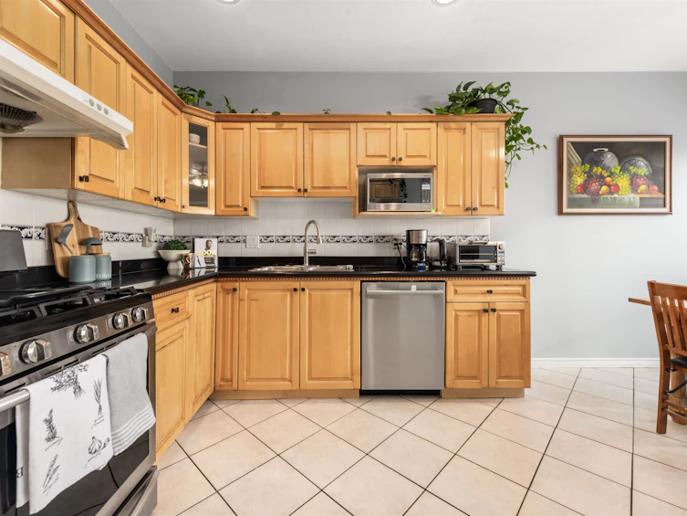 5966 Ewart Street, Burnaby, BC, V5J 2X2 - 8
