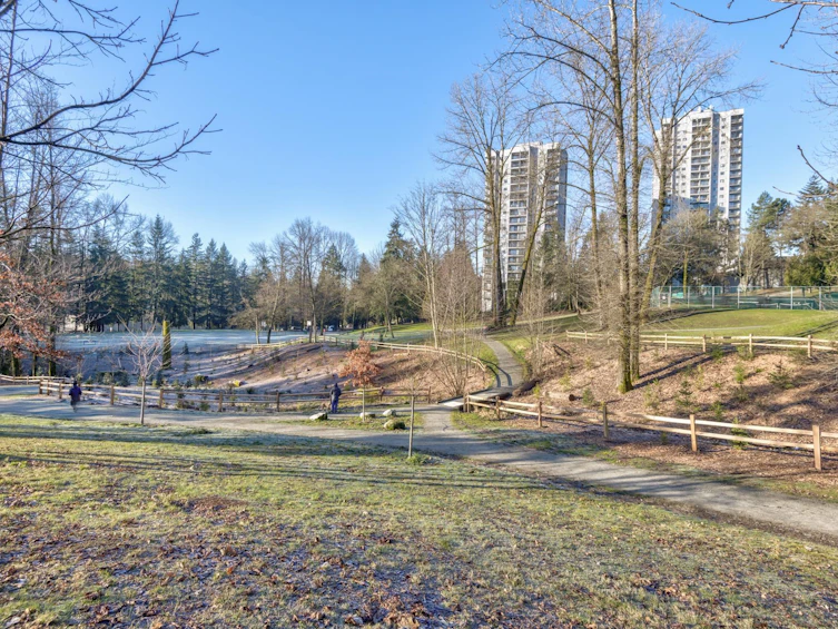 708-9633 Manchester Drive, Burnaby, BC, V3N 4Y9 - 34