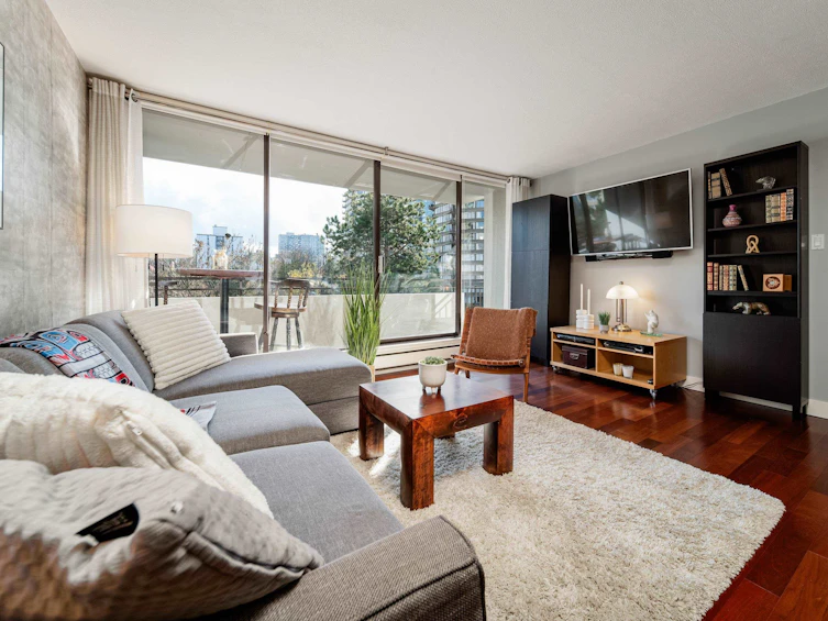 706-1725 Pendrell Street, Vancouver, BC, V6G 2X7 - 2