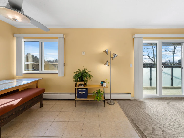 301-2250 Oxford Street, Vancouver, BC, V5L 1G1 - 15