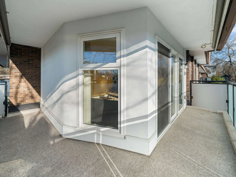 301-2250 Oxford Street, Vancouver, BC, V5L 1G1 - 27