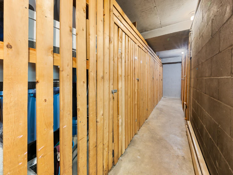 301-2250 Oxford Street, Vancouver, BC, V5L 1G1 - 29