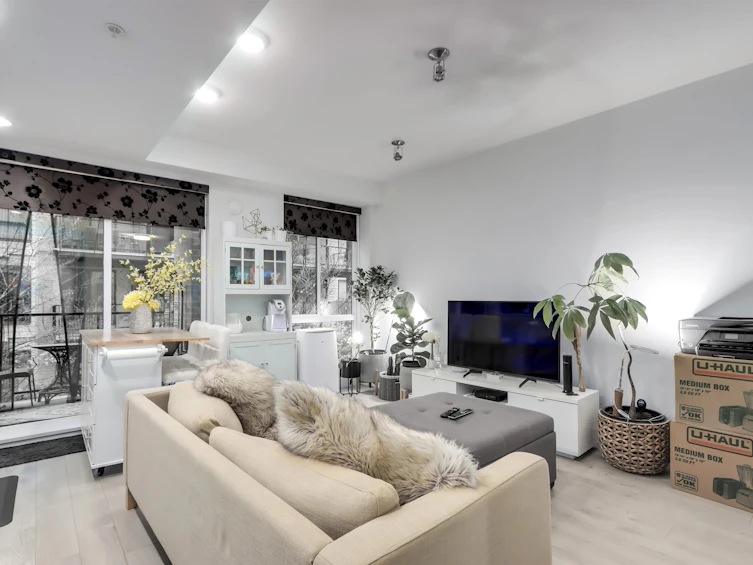 216-723 W 3rd Street, North Vancouver, BC, V7M 0E4 - 2