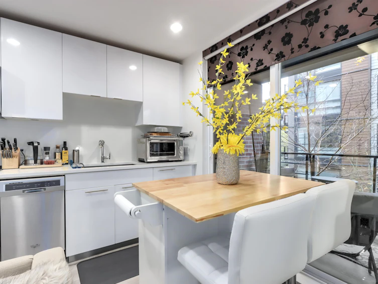 216-723 W 3rd Street, North Vancouver, BC, V7M 0E4 - 8