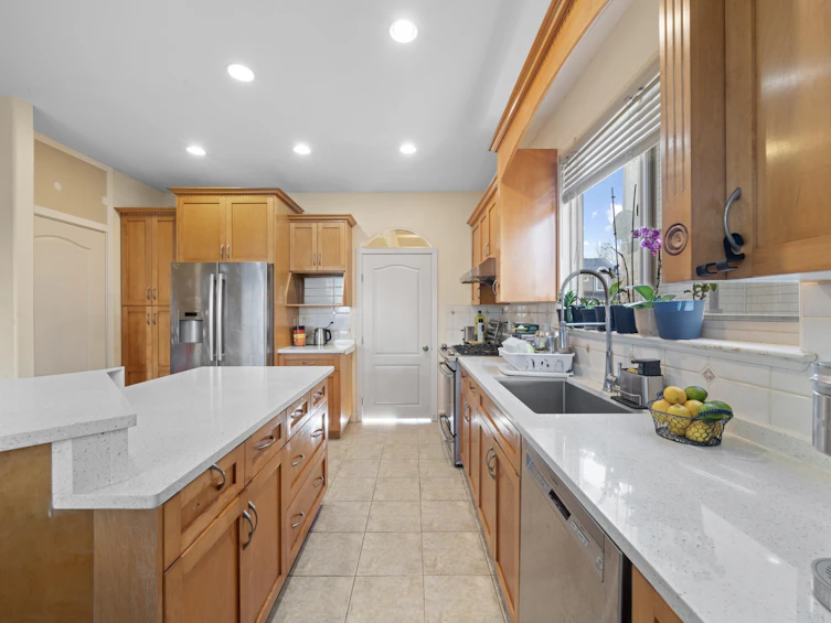 1183 Riverside Drive, Port Coquitlam, BC, V3B 7Y6 - 15