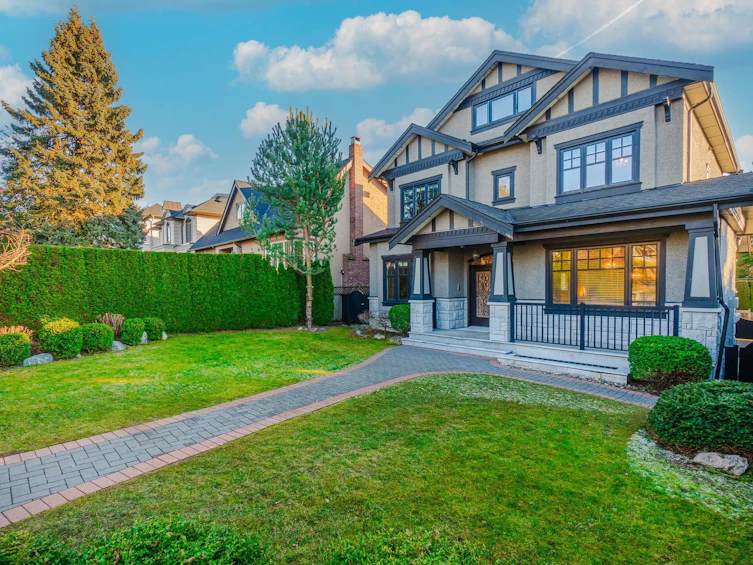 3452 W 32nd Avenue, Vancouver, BC, V6S 1Y9 - 2
