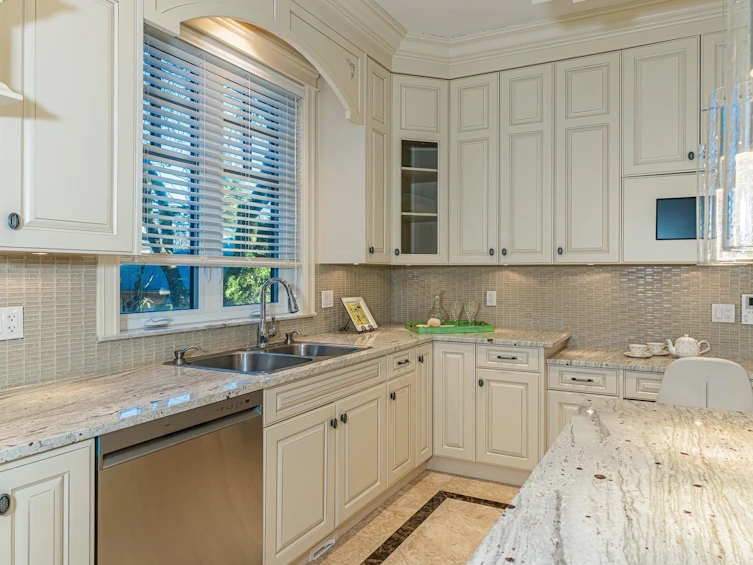 3452 W 32nd Avenue, Vancouver, BC, V6S 1Y9 - 14