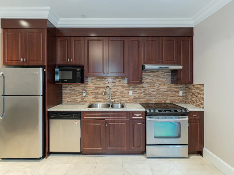 3452 W 32nd Avenue, Vancouver, BC, V6S 1Y9 - 31
