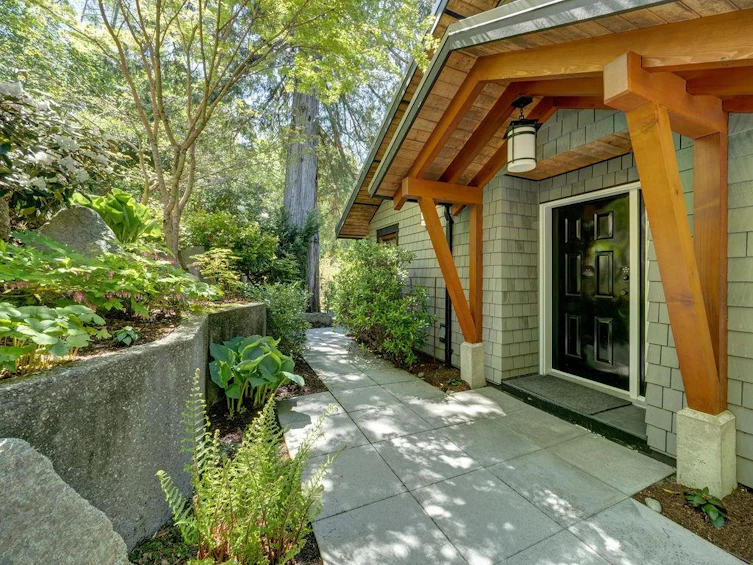 5950 Tillicum Bay Road, Sechelt, BC, V7Z 0C7 - 6