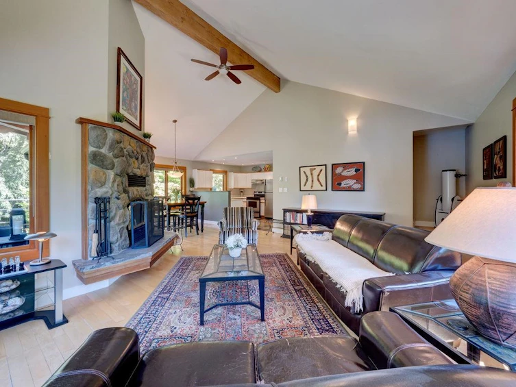 5950 Tillicum Bay Road, Sechelt, BC, V7Z 0C7 - 13