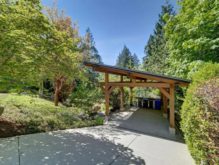 5950 Tillicum Bay Road, Sechelt, BC, V7Z 0C7 - 38