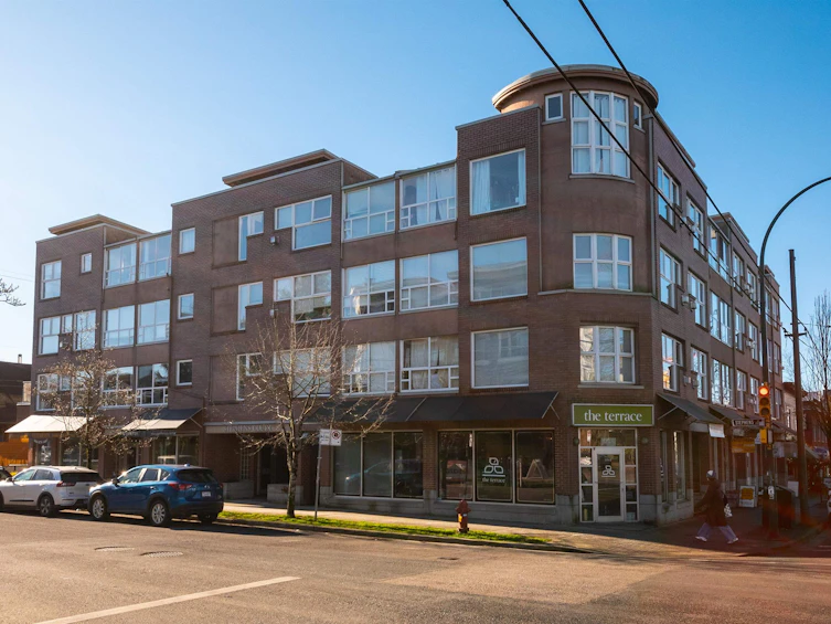 401-2025 Stephens Street, Vancouver, BC, V6K 3W2 - 2