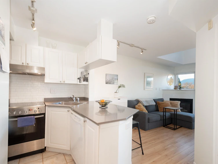 401-2025 Stephens Street, Vancouver, BC, V6K 3W2 - 4