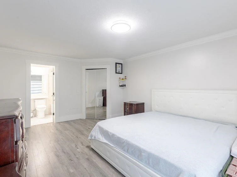 402-8972 Fleetwood Way, Surrey, BC, V3R 0T5 - 13