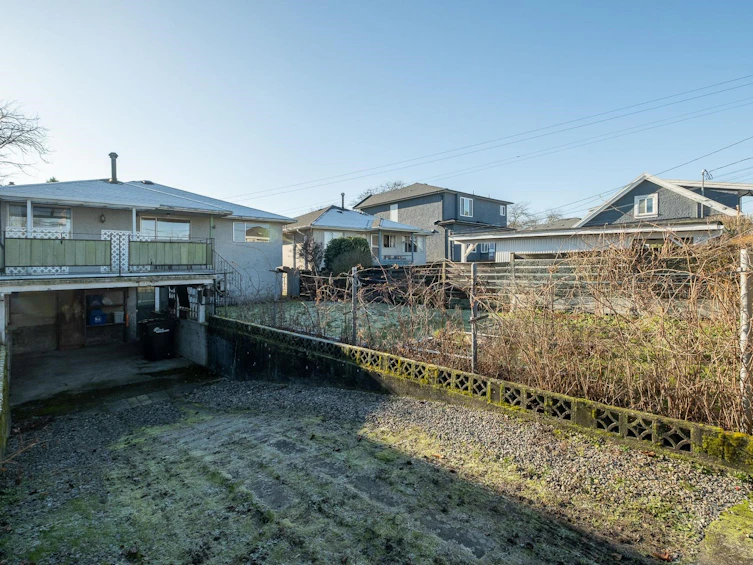 3167 E 52nd Avenue, Vancouver, BC, V5S 1T7 - 17