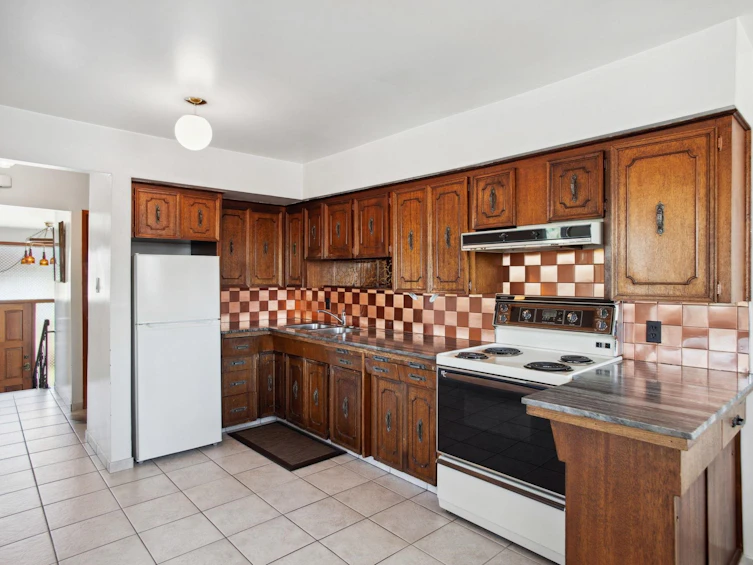 4004 Parker Street, Burnaby, BC, V5C 3B9 - 5