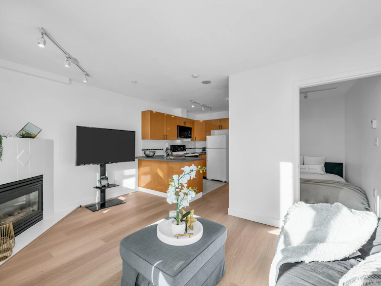 706-939 Homer Street, Vancouver, BC, V6B 2W6 - 8