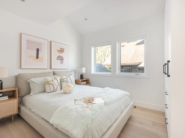 1075 E 22nd Avenue, Vancouver, BC, V5V 1W2 - 12