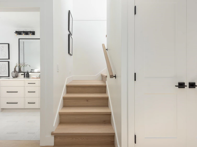 1075 E 22nd Avenue, Vancouver, BC, V5V 1W2 - 14