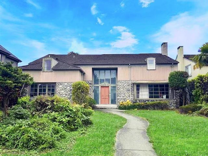 1079 W 46th Avenue, Vancouver BC V6M 2J9
